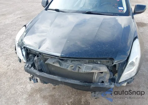 2013 Cadillac Xts Luxury z USA, uszkodzony, nr VIN 2G61P5S36D9235179